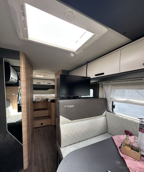 KNAUS 700 MEG Platinum Selection Live Ti ; 25 Years Selection Ansicht 13 für Fahrzeugdetailseite
