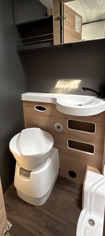 KNAUS 700 MEG Platinum Selection Live Ti ; 25 Years Selection Ansicht 30 für Fahrzeugdetailseite