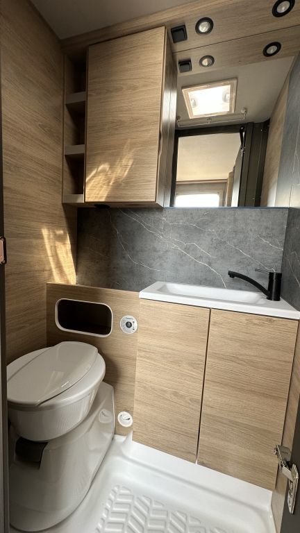 WEINSBERG 480 QDK Edition [HOT] IC -Sondermodell Ansicht 18 für Fahrzeugdetailseite