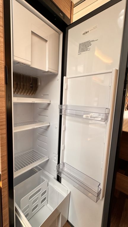 WEINSBERG 640 MEG EDITION [PEPPER] Licht & Sicht-Paket ,Automatik Ansicht 15 für Fahrzeugdetailseite
