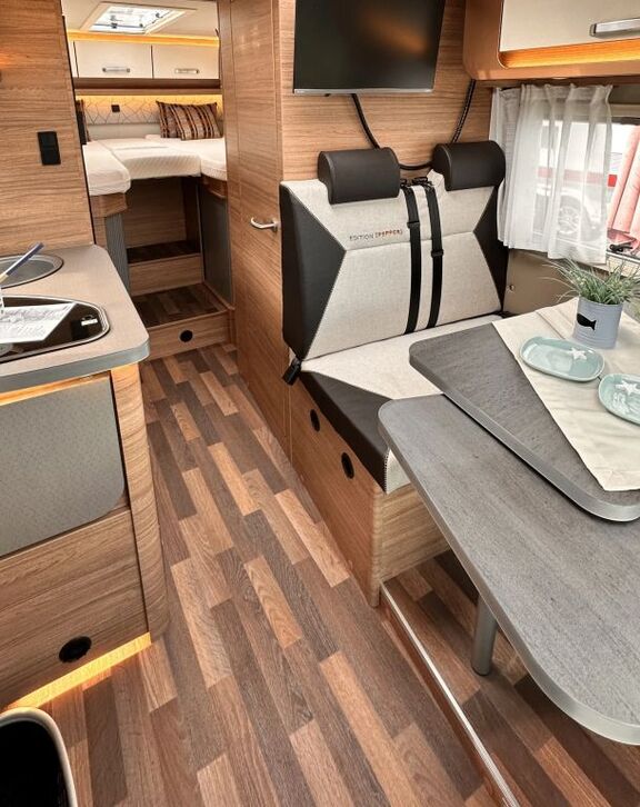 WEINSBERG 640 MEG EDITION [PEPPER] Licht & Sicht-Paket ,Automatik Ansicht 7 für Fahrzeugdetailseite