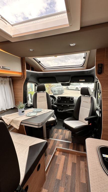 WEINSBERG 640 MEG EDITION [PEPPER] Licht & Sicht-Paket ,Automatik Ansicht 8 für Fahrzeugdetailseite