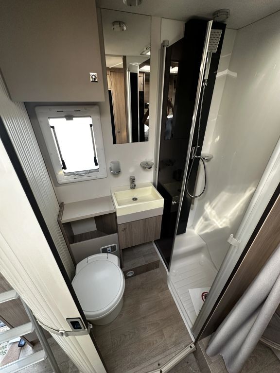 CHALLENGER 284 Markise, 22" TV+SAT Ansicht 19 für Fahrzeugdetailseite