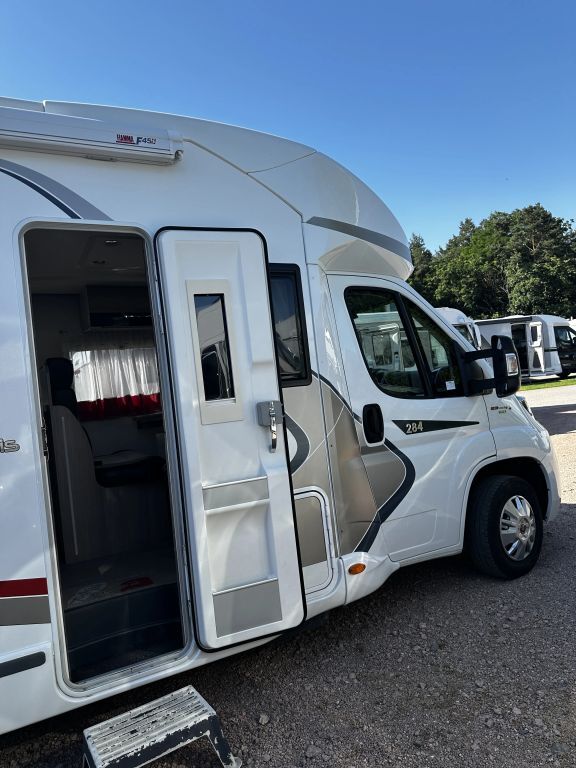CHALLENGER 284 Markise, 22" TV+SAT Ansicht 5 für Fahrzeugdetailseite