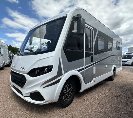SUNLIGHT 69L Adventure Edition Automatikgetriebe Ansicht 3 für Fahrzeugdetailseite