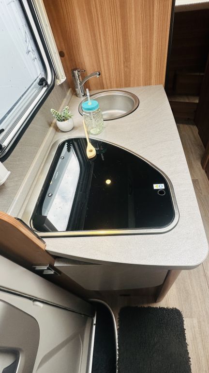 WEINSBERG 700 DG Ansicht 19 für Fahrzeugdetailseite