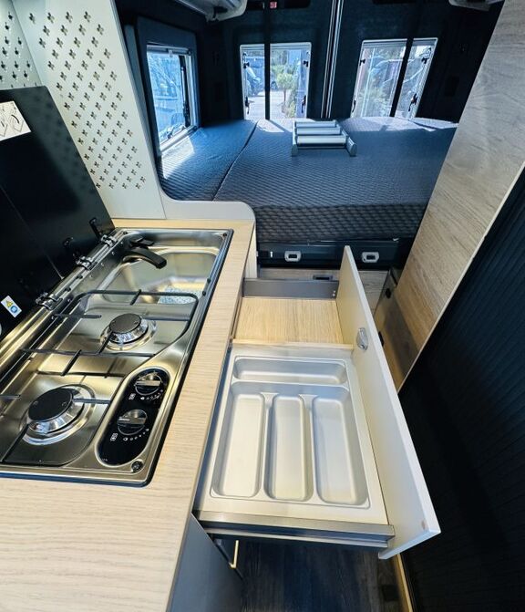 KNAUS 630 MX Automatik , 180 PS Ansicht 23 für Fahrzeugdetailseite