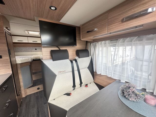 WEINSBERG 650 MEG EDITION [SPICY] Automatikgetriebe Ansicht 9 für Fahrzeugdetailseite