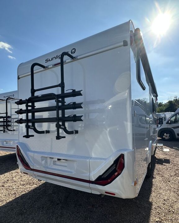 SUNLIGHT 70 Automatikgetriebe Ansicht 4 für Fahrzeugdetailseite