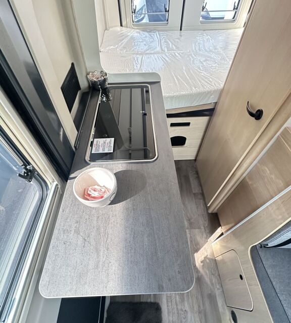 SUNLIGHT Cliff 600 IC-Line AKTION ; IC -Sondermodell Ansicht 16 für Fahrzeugdetailseite