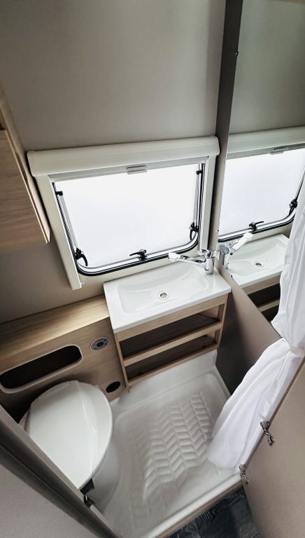 WEINSBERG 470 QDK Aktion  ! Duschausbau-Paket Ansicht 17 für Fahrzeugdetailseite