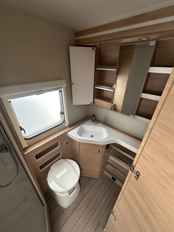 KNAUS 580 QS Black Selection Fußbodenerwärmung Ansicht 17 für Fahrzeugdetailseite