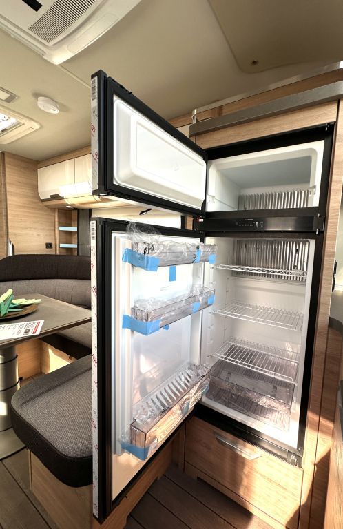 KNAUS 650 PXB Black Selection Klimaanlage Dach Ansicht 19 für Fahrzeugdetailseite