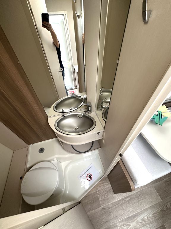 DETHLEFFS 390 QSH Rangierhilfe Ansicht 17 für Fahrzeugdetailseite