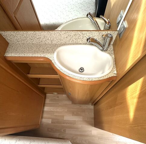TABBERT 560 TD Rangierhilfe Truma Ansicht 20 für Fahrzeugdetailseite