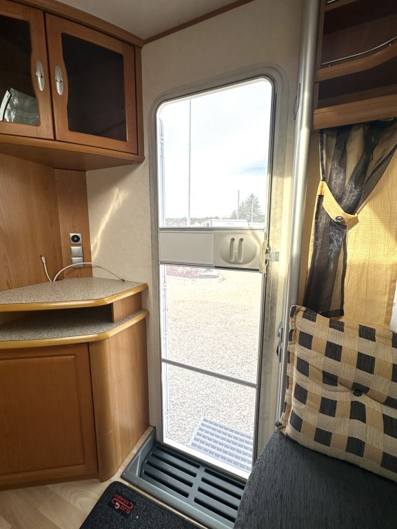 TABBERT 560 TD Rangierhilfe Truma Ansicht 22 für Fahrzeugdetailseite