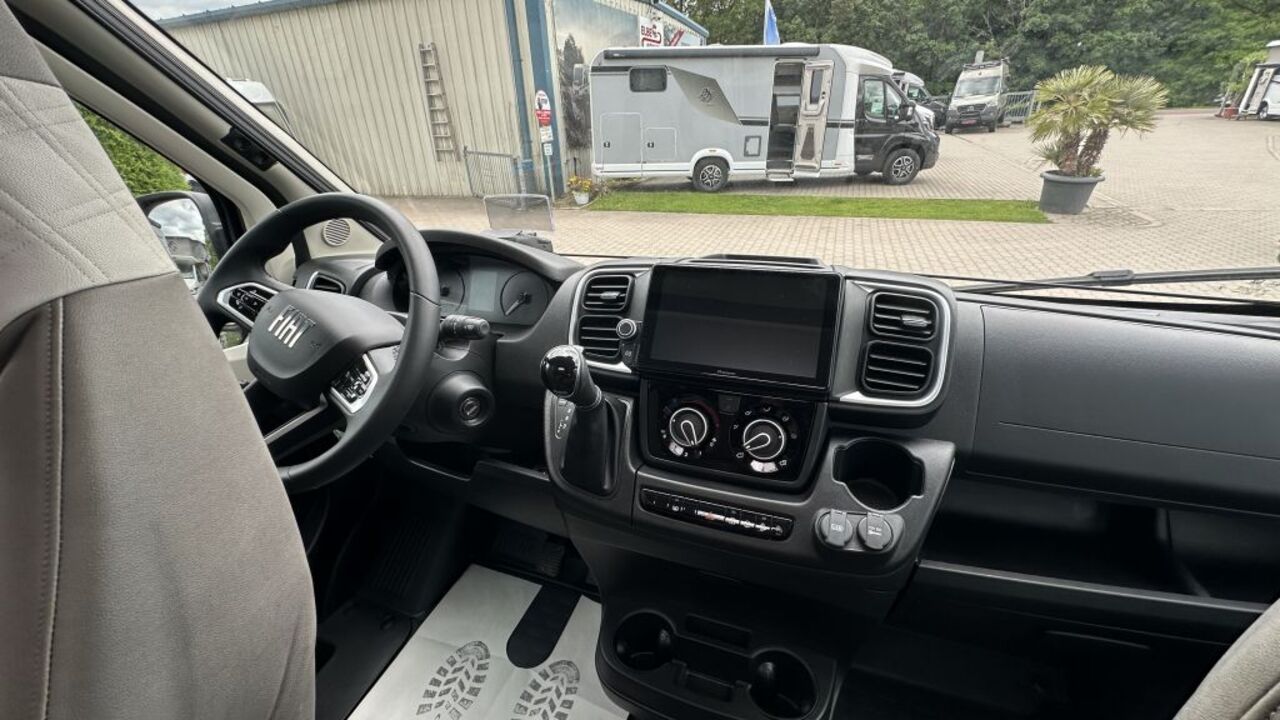 KNAUS 600 MQ Platinum Selection Mietfahrzeug Verfügbar 11 2026 Ansicht 27 für Fahrzeugdetailseite