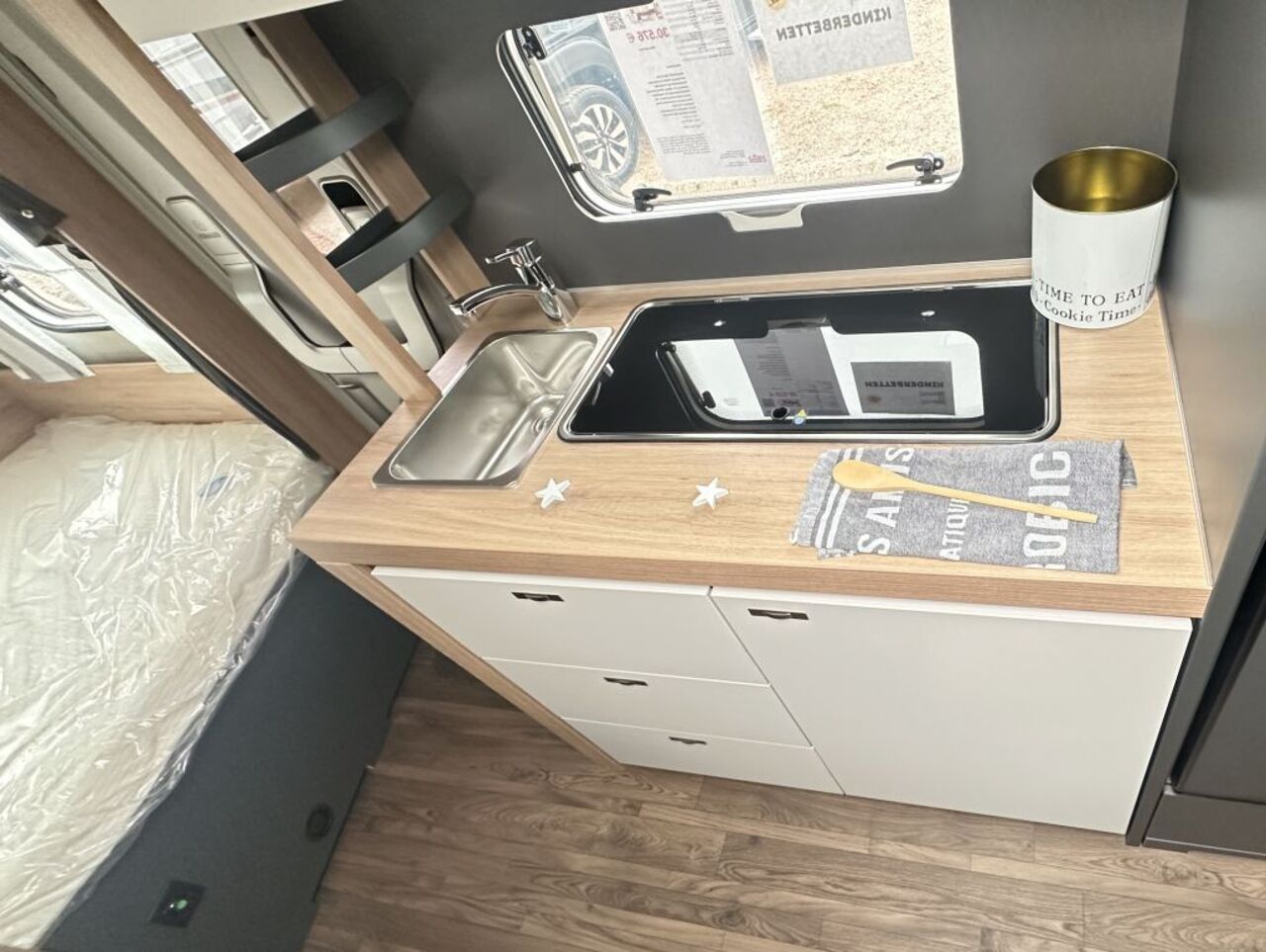 KNAUS 500 KD Dusche separat Ansicht 14 für Fahrzeugdetailseite