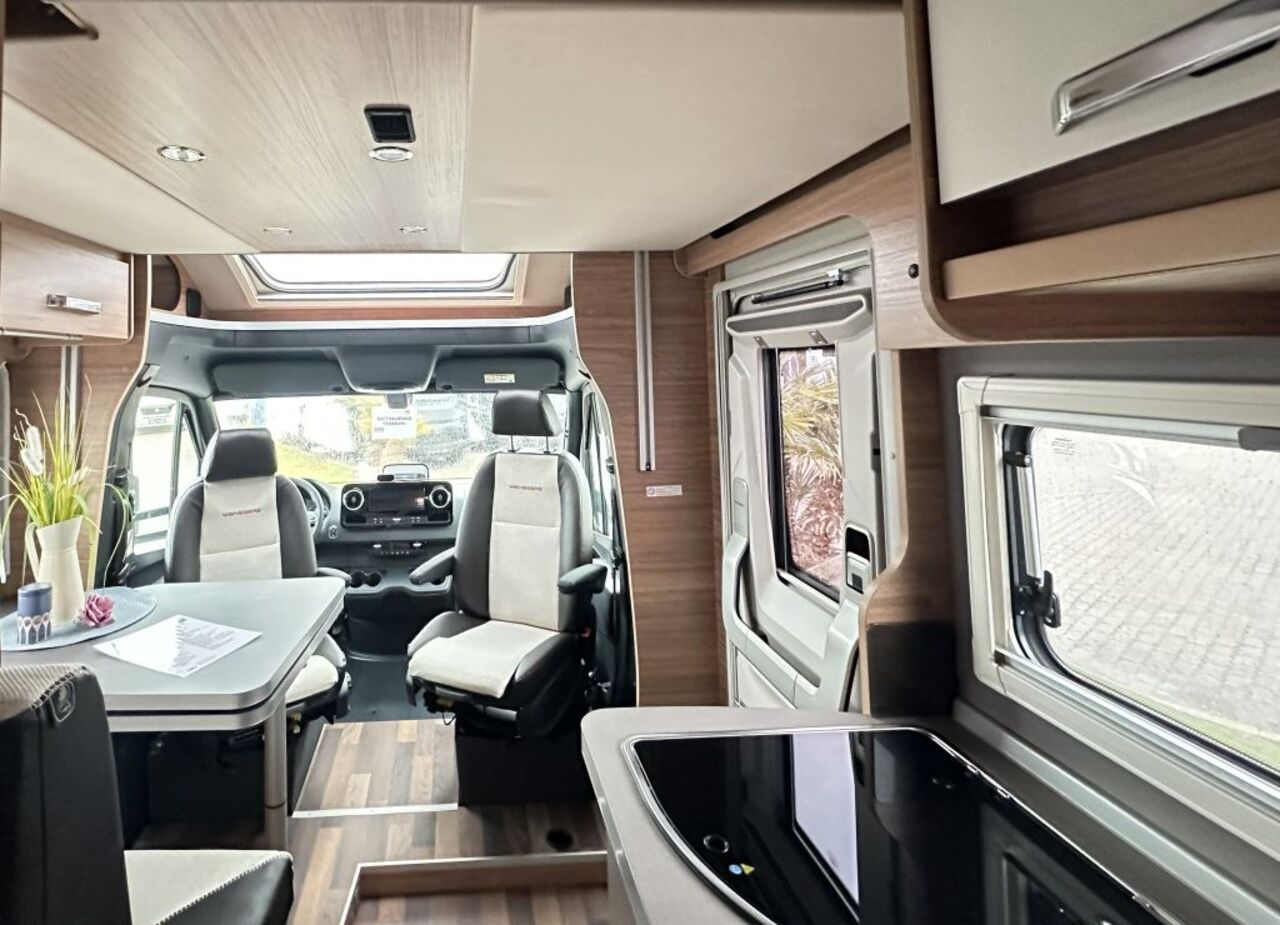 WEINSBERG 640 MEG Suite EDITION [PEPPER] TOP PREIS, Licht & Sicht-Paket Ansicht 11 für Fahrzeugdetailseite