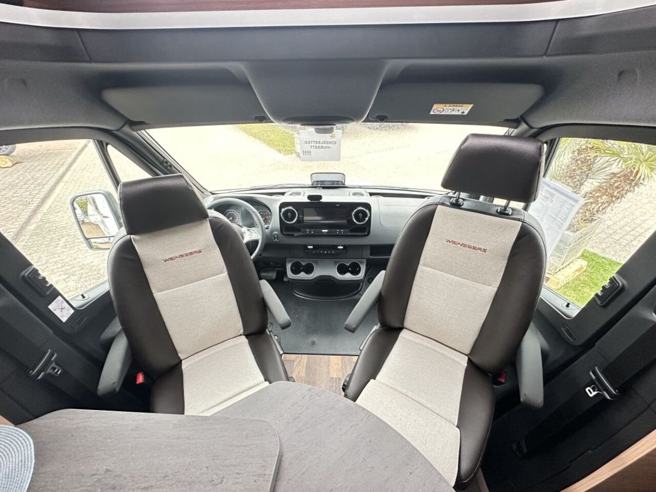 WEINSBERG 640 MEG Suite EDITION [PEPPER] TOP PREIS, Licht & Sicht-Paket Ansicht 15 für Fahrzeugdetailseite