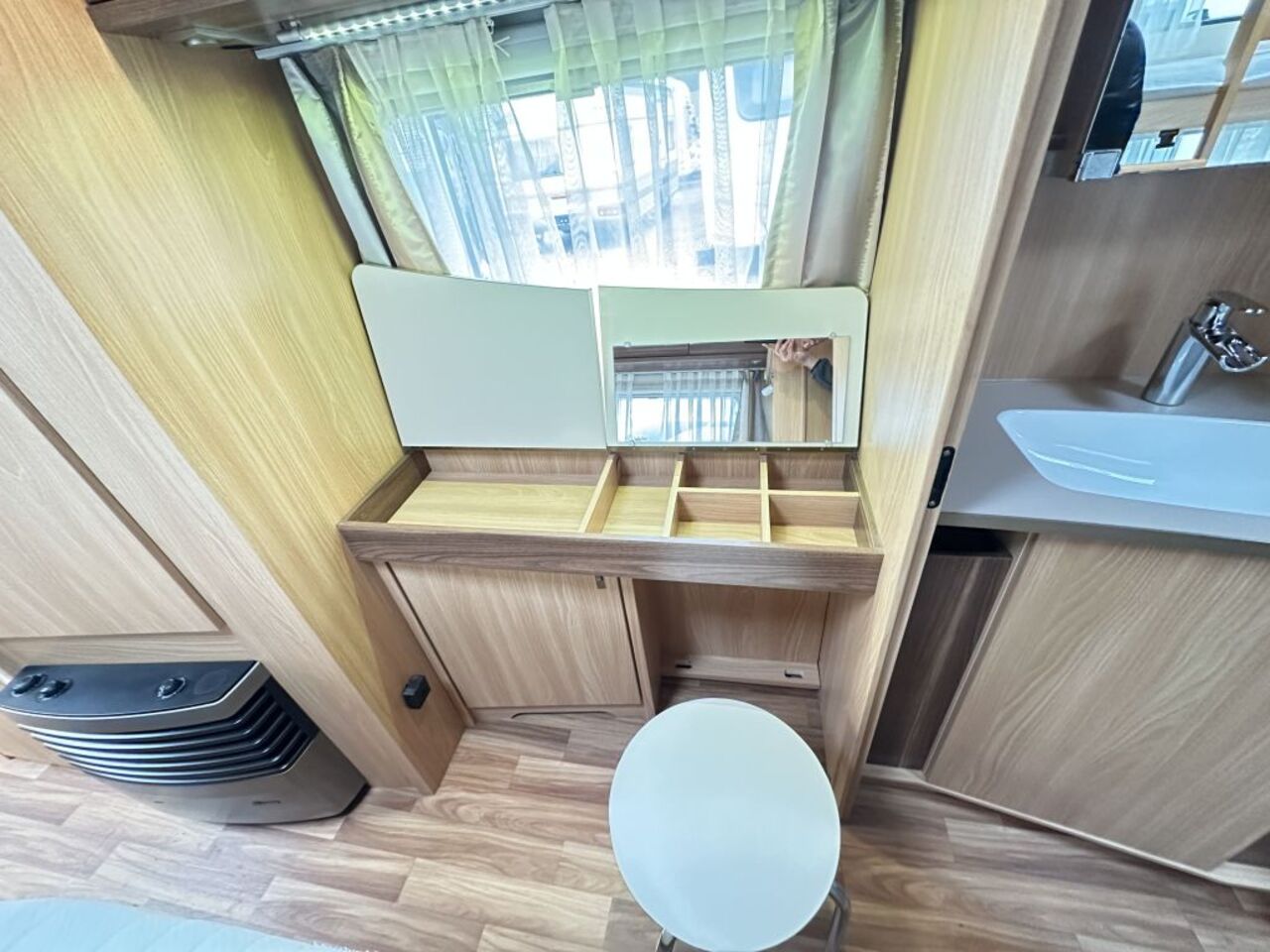 TABBERT 700 KD Rangierhilfe Ansicht 22 für Fahrzeugdetailseite