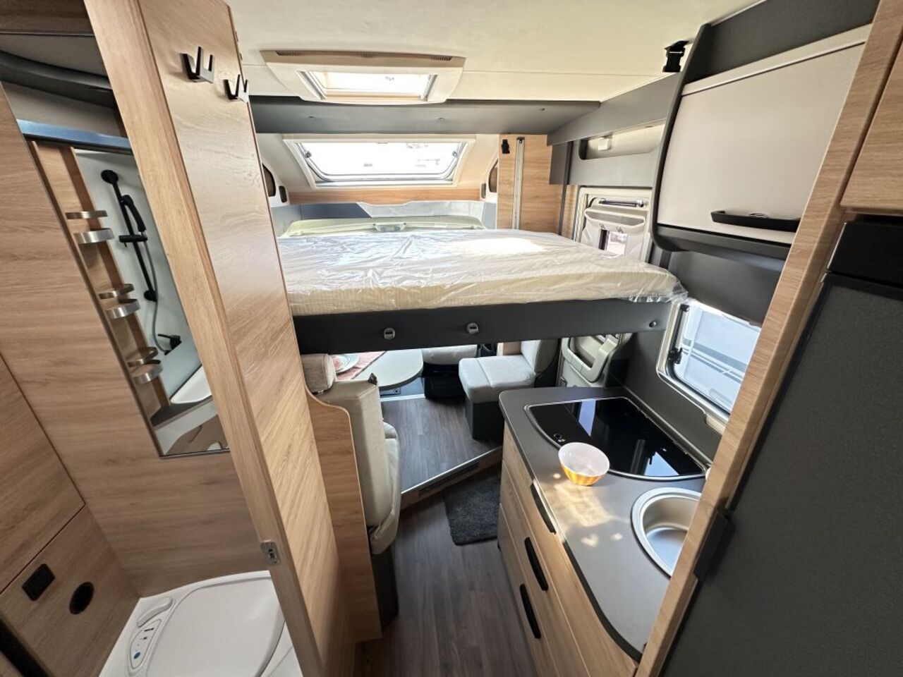 KNAUS 650 MEG Black Selection BLACK SELECTION  ; Live Wave Ansicht 16 für Fahrzeugdetailseite