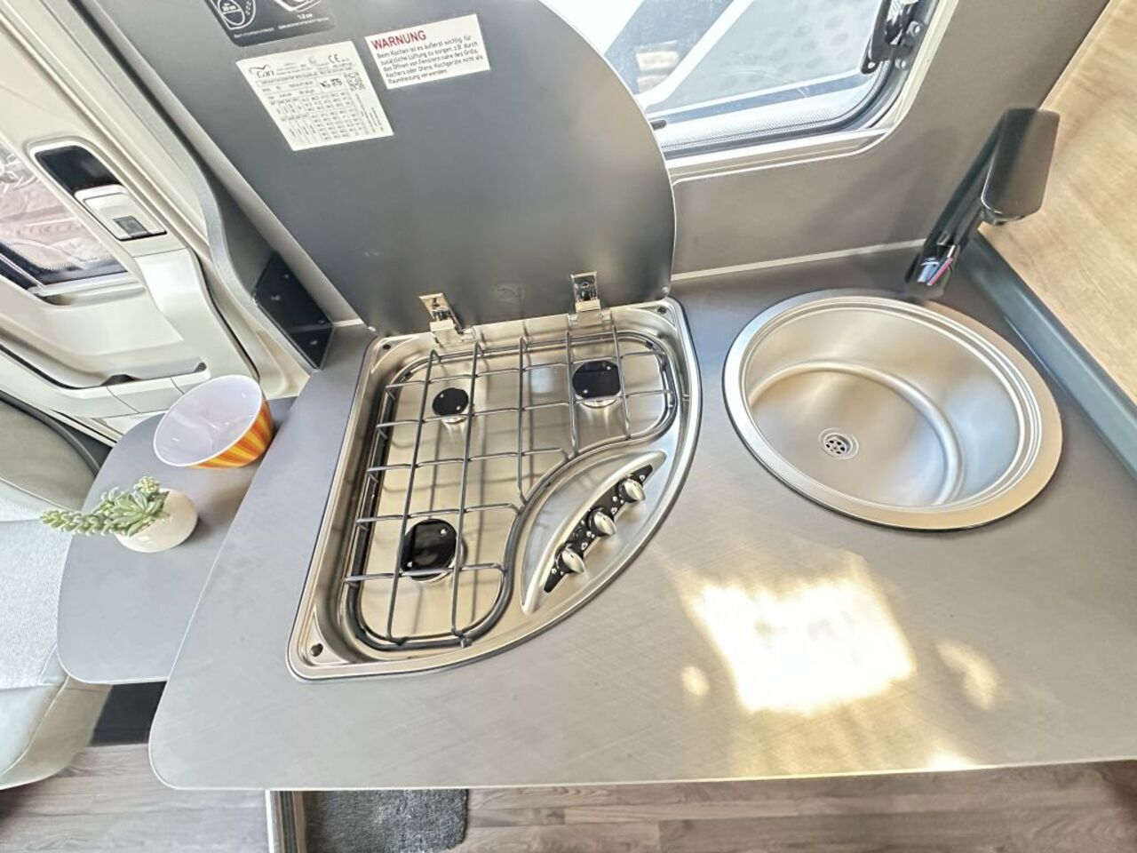 KNAUS 650 MEG Black Selection BLACK SELECTION  ; Live Wave Ansicht 20 für Fahrzeugdetailseite