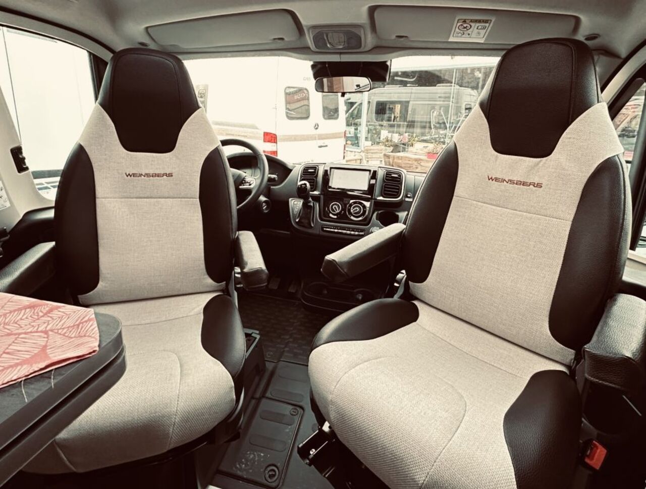 WEINSBERG 600 MEG EDITION [PEPPER] Automatik , Rahmenfenster Ansicht 14 für Fahrzeugdetailseite