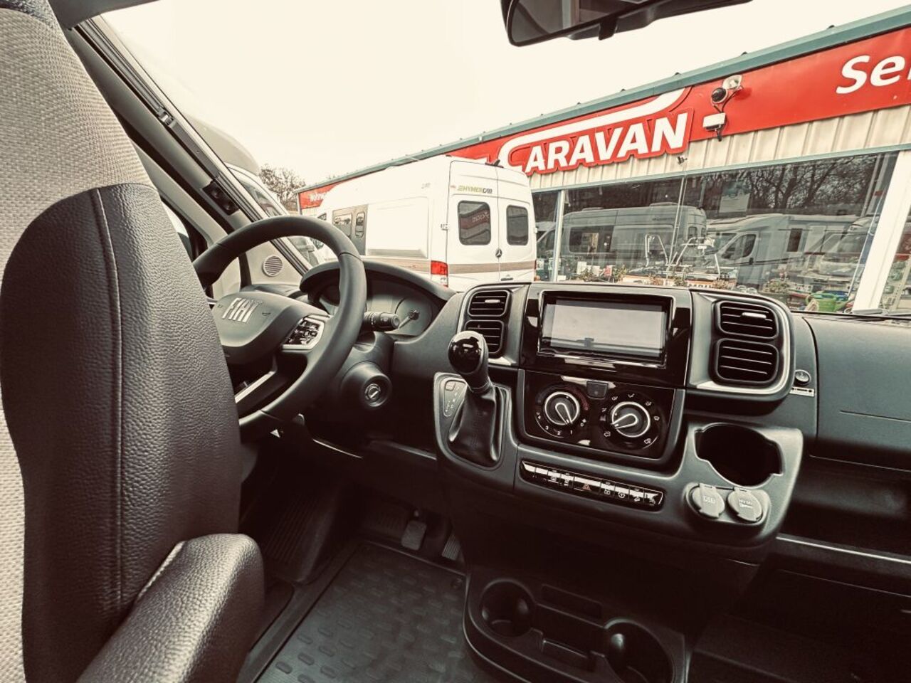 WEINSBERG 600 MEG EDITION [PEPPER] Automatik , Rahmenfenster Ansicht 24 für Fahrzeugdetailseite