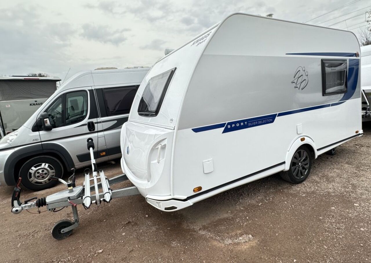 KNAUS 400 QD Silver Selection Markise Ansicht 4 für Fahrzeugdetailseite