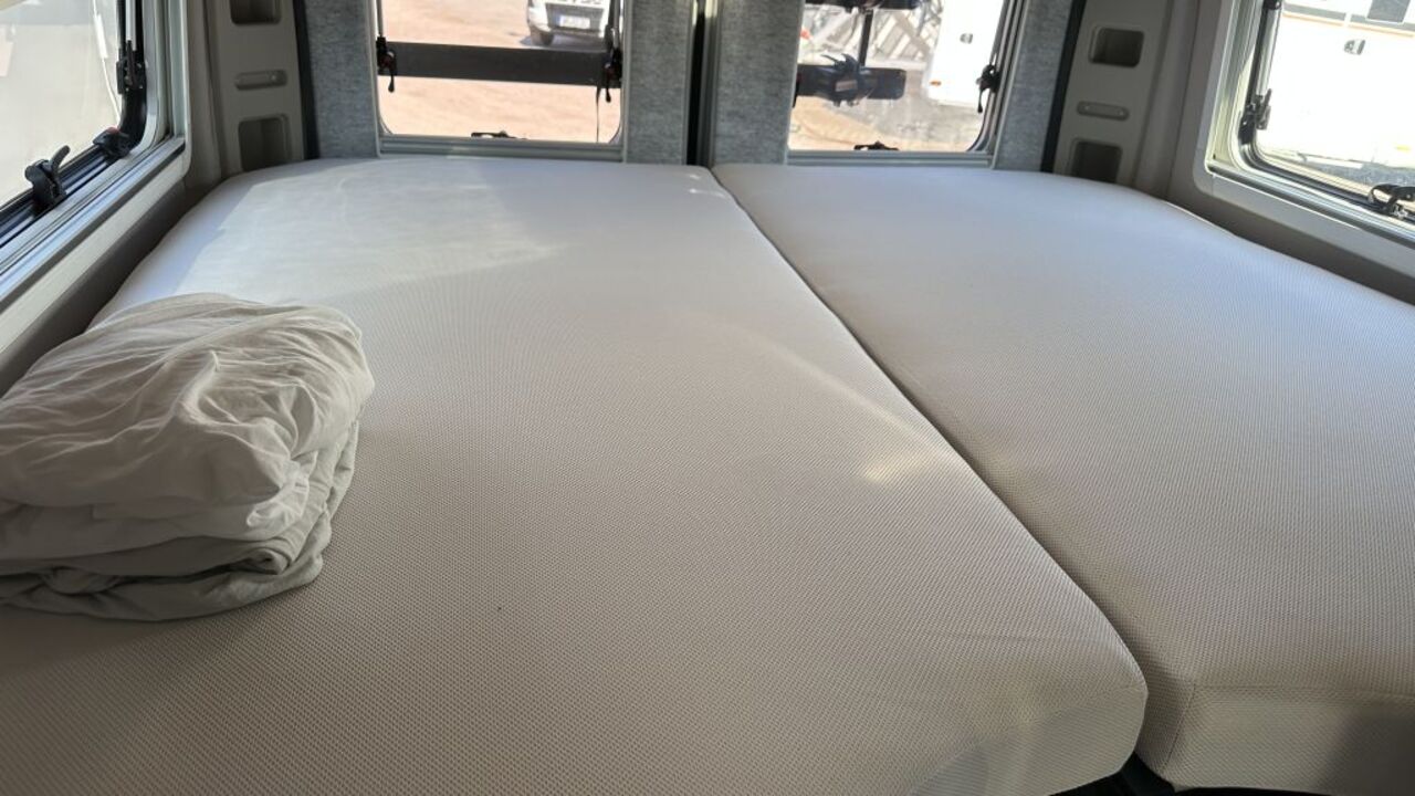 KNAUS 600 ME Platinum Selection Mietfahrzeug Verfügbar 11.2026 Ansicht 15 für Fahrzeugdetailseite