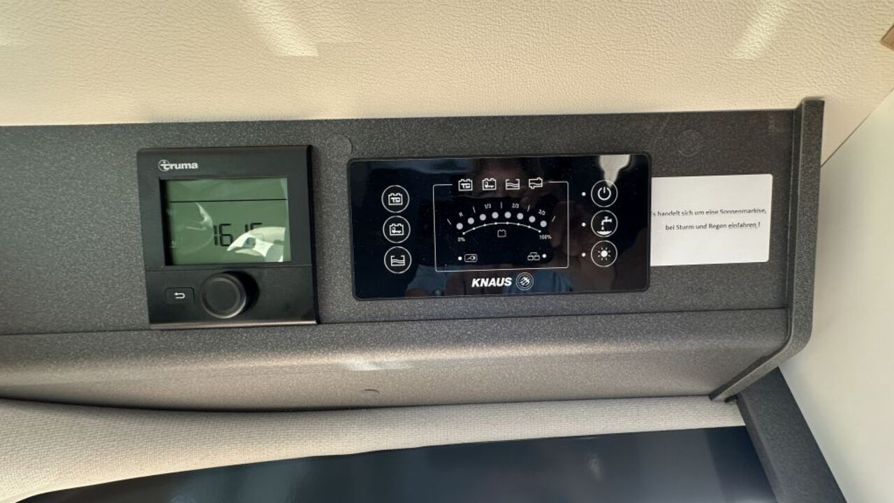 KNAUS 600 ME Platinum Selection Mietfahrzeug Verfügbar 11.2026 Ansicht 30 für Fahrzeugdetailseite