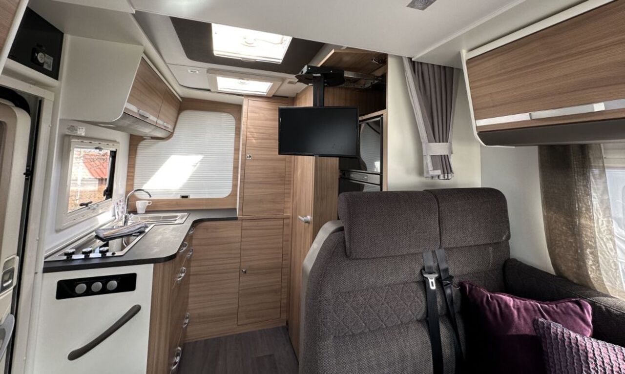 ADRIA Axess 590 ST TV -Paket Ansicht 15 für Fahrzeugdetailseite