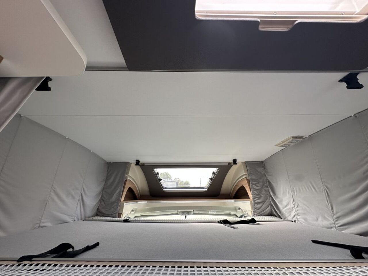 ADRIA Axess 590 ST TV -Paket Ansicht 19 für Fahrzeugdetailseite