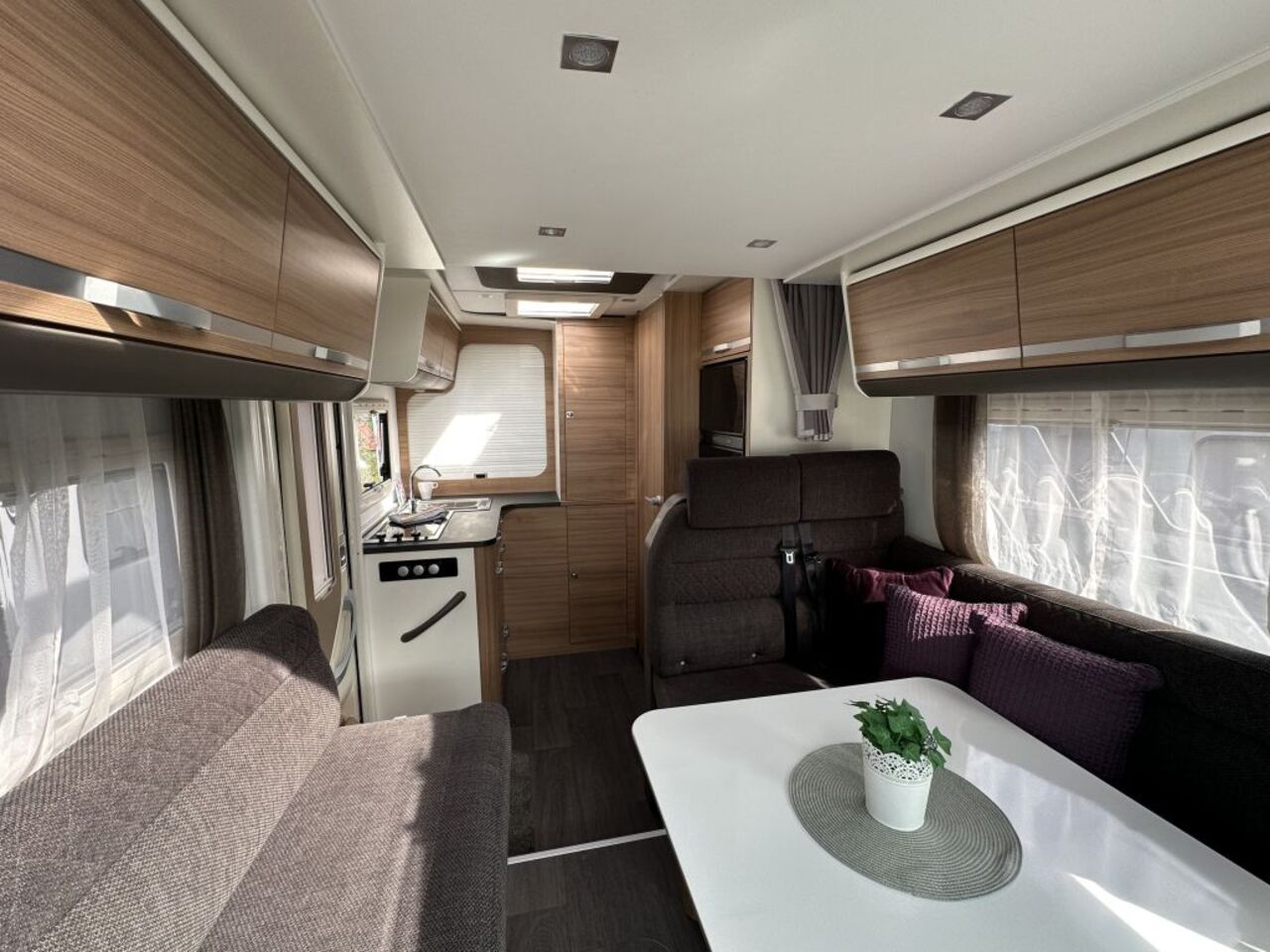 ADRIA Axess 590 ST TV -Paket Ansicht 7 für Fahrzeugdetailseite