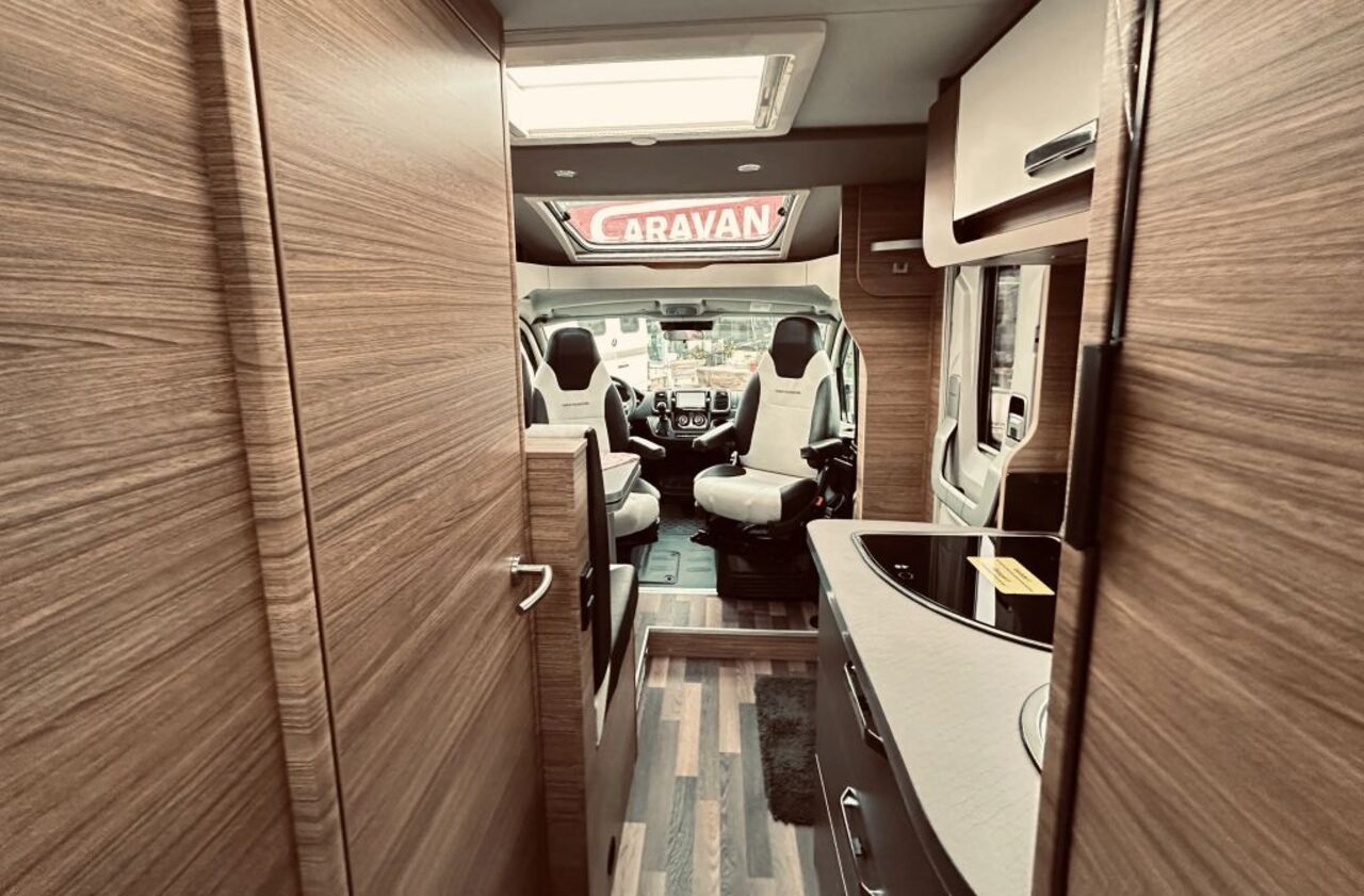 WEINSBERG 600 MEG EDITION [PEPPER] AKTION ; Klimaanlage Dach Ansicht 7 für Fahrzeugdetailseite