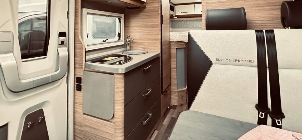 WEINSBERG 600 MEG EDITION [PEPPER] AKTION ; Klimaanlage Dach Ansicht 11 für Fahrzeugdetailseite