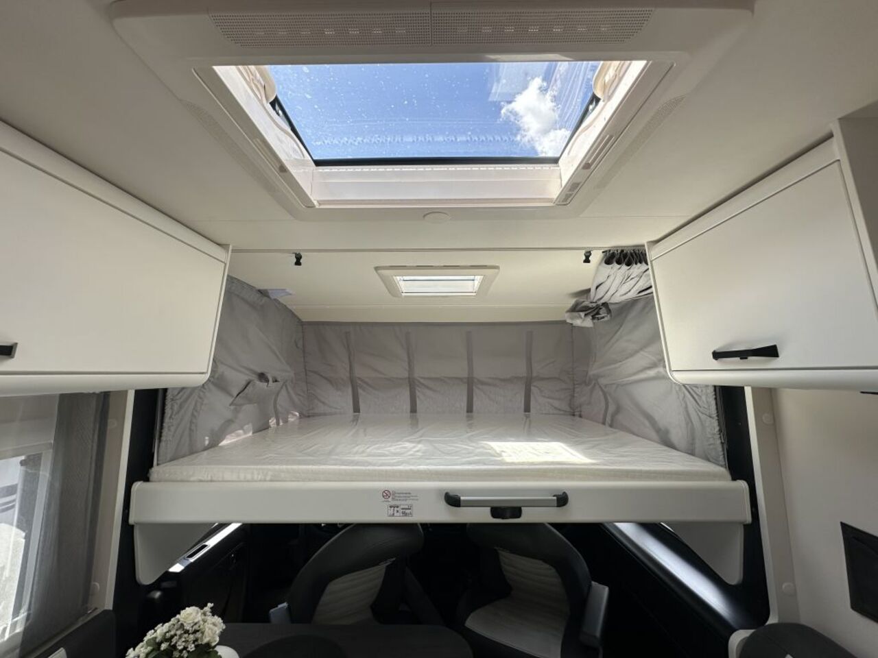 SUNLIGHT 69L Adventure Edition Automatikgetriebe Ansicht 17 für Fahrzeugdetailseite
