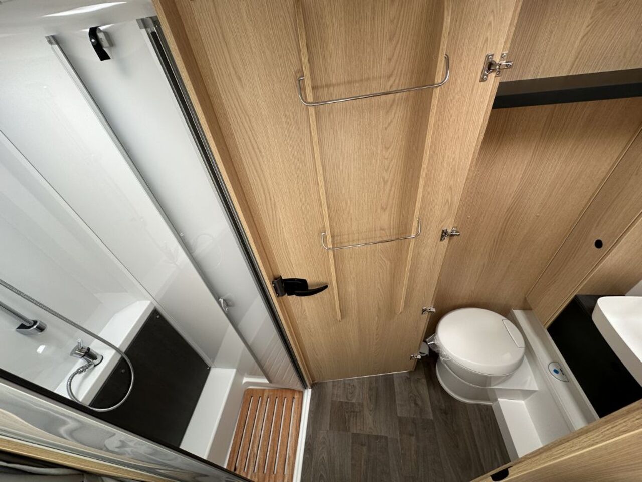SUNLIGHT 69L Adventure Edition Automatikgetriebe Ansicht 26 für Fahrzeugdetailseite