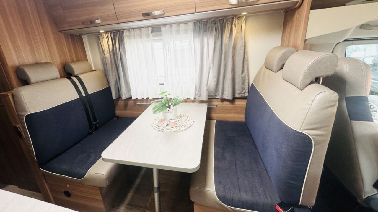 WEINSBERG 700 DG Ansicht 11 für Fahrzeugdetailseite
