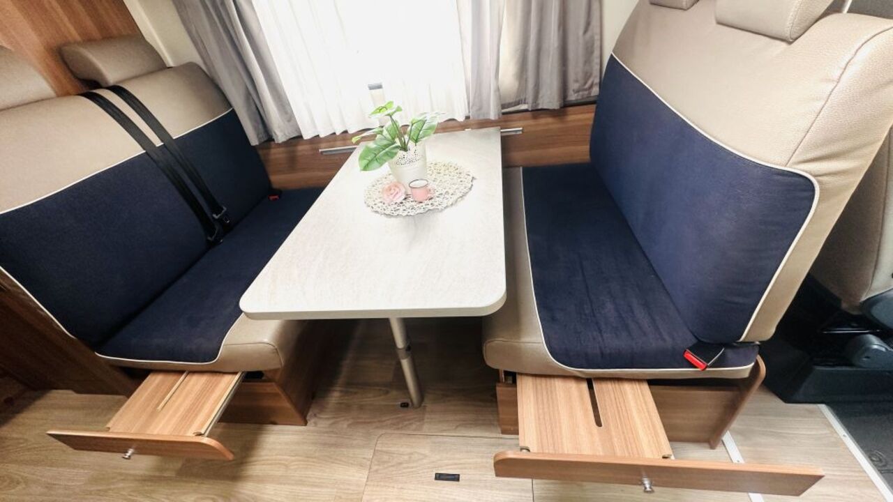 WEINSBERG 700 DG Ansicht 12 für Fahrzeugdetailseite