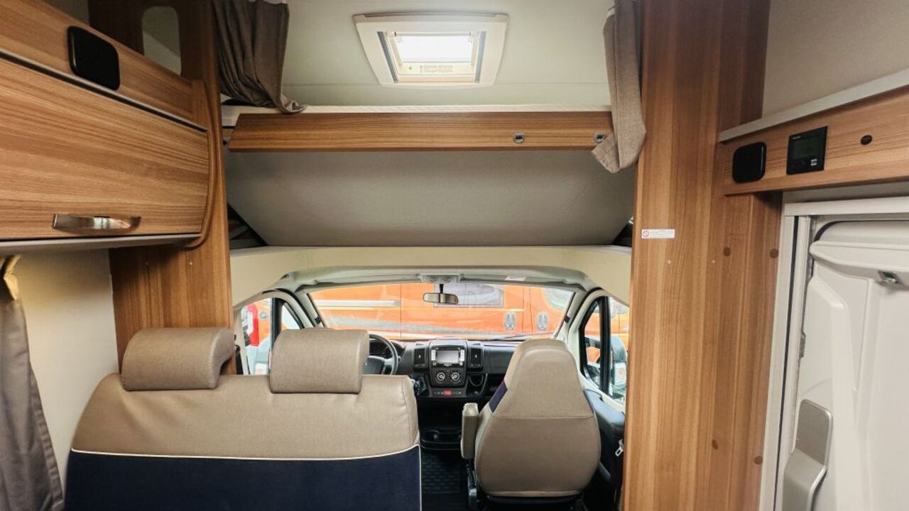 WEINSBERG 700 DG Ansicht 16 für Fahrzeugdetailseite