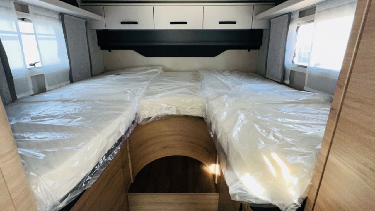 KNAUS 700 MEG Live I 700 ; Automatikgetriebe Ansicht 11 für Fahrzeugdetailseite