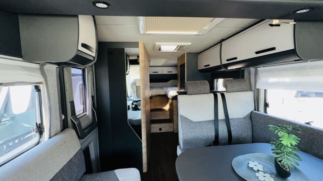 KNAUS 700 MEG Live I 700 ; Automatikgetriebe Ansicht 6 für Fahrzeugdetailseite
