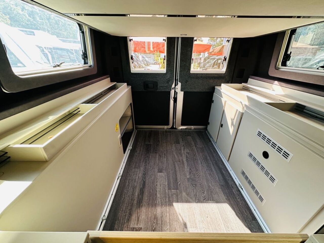 KNAUS 630 MX Automatik , 180 PS Ansicht 20 für Fahrzeugdetailseite
