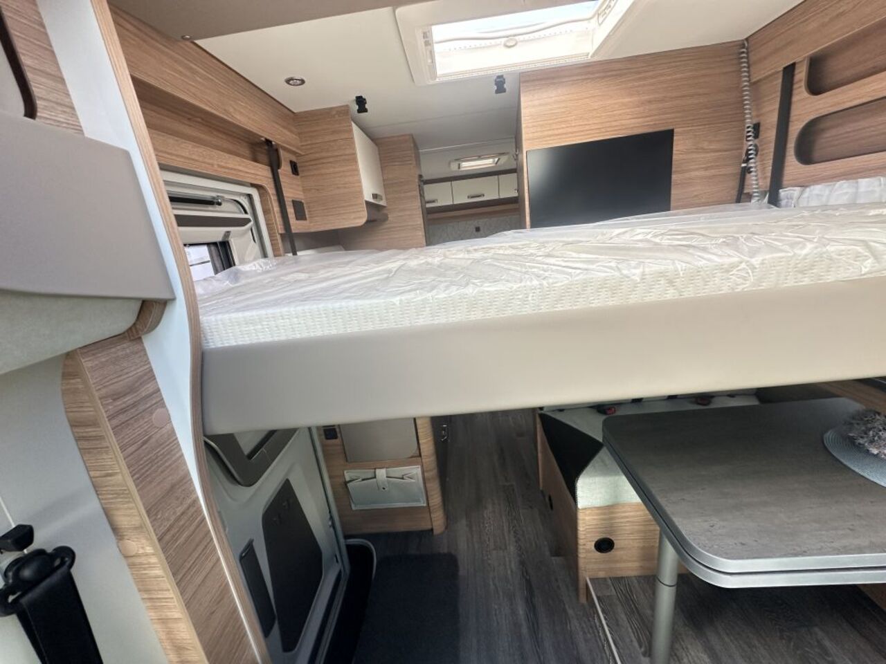 WEINSBERG 650 MEG EDITION [SPICY] Automatikgetriebe Ansicht 18 für Fahrzeugdetailseite