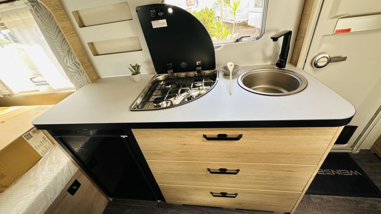 WEINSBERG 420 QD Vorzelt + Ansicht 14 für Fahrzeugdetailseite