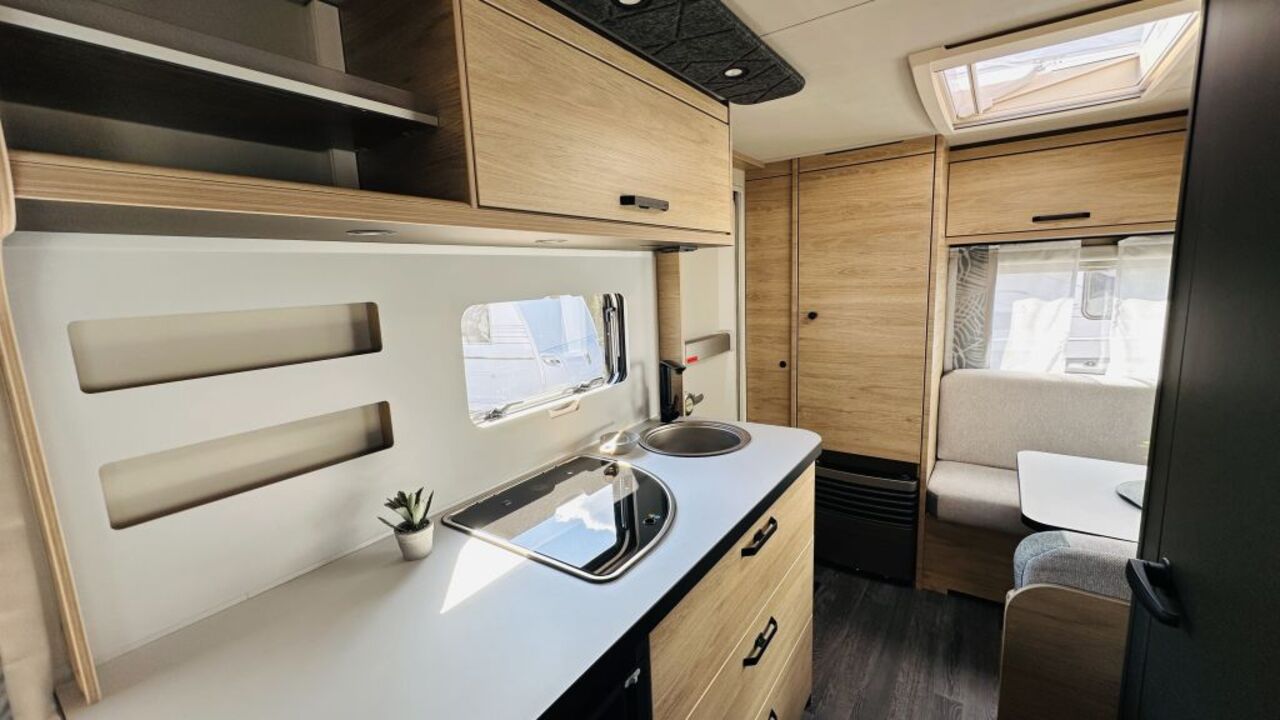 WEINSBERG 420 QD Vorzelt + Ansicht 8 für Fahrzeugdetailseite