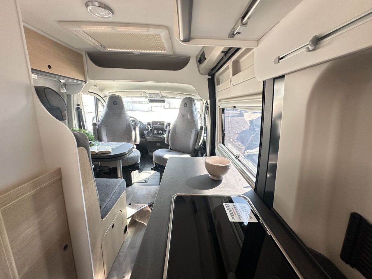 SUNLIGHT Cliff 600 IC-Line AKTION ; IC -Sondermodell Ansicht 10 für Fahrzeugdetailseite