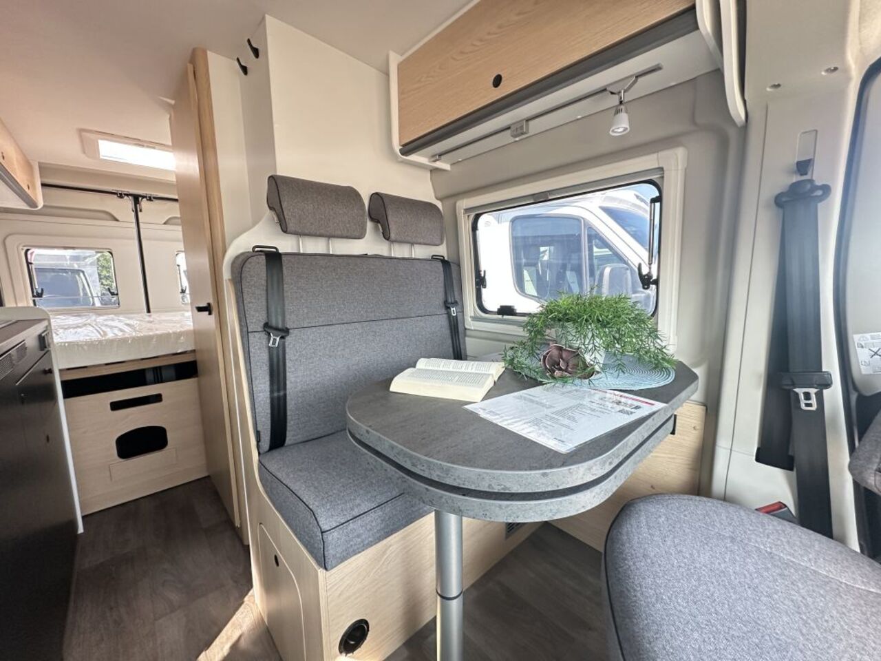 SUNLIGHT Cliff 600 IC-Line AKTION ; IC -Sondermodell Ansicht 11 für Fahrzeugdetailseite